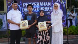 Polres Brebes Bagikan 1.074 Paket Daging Kurban